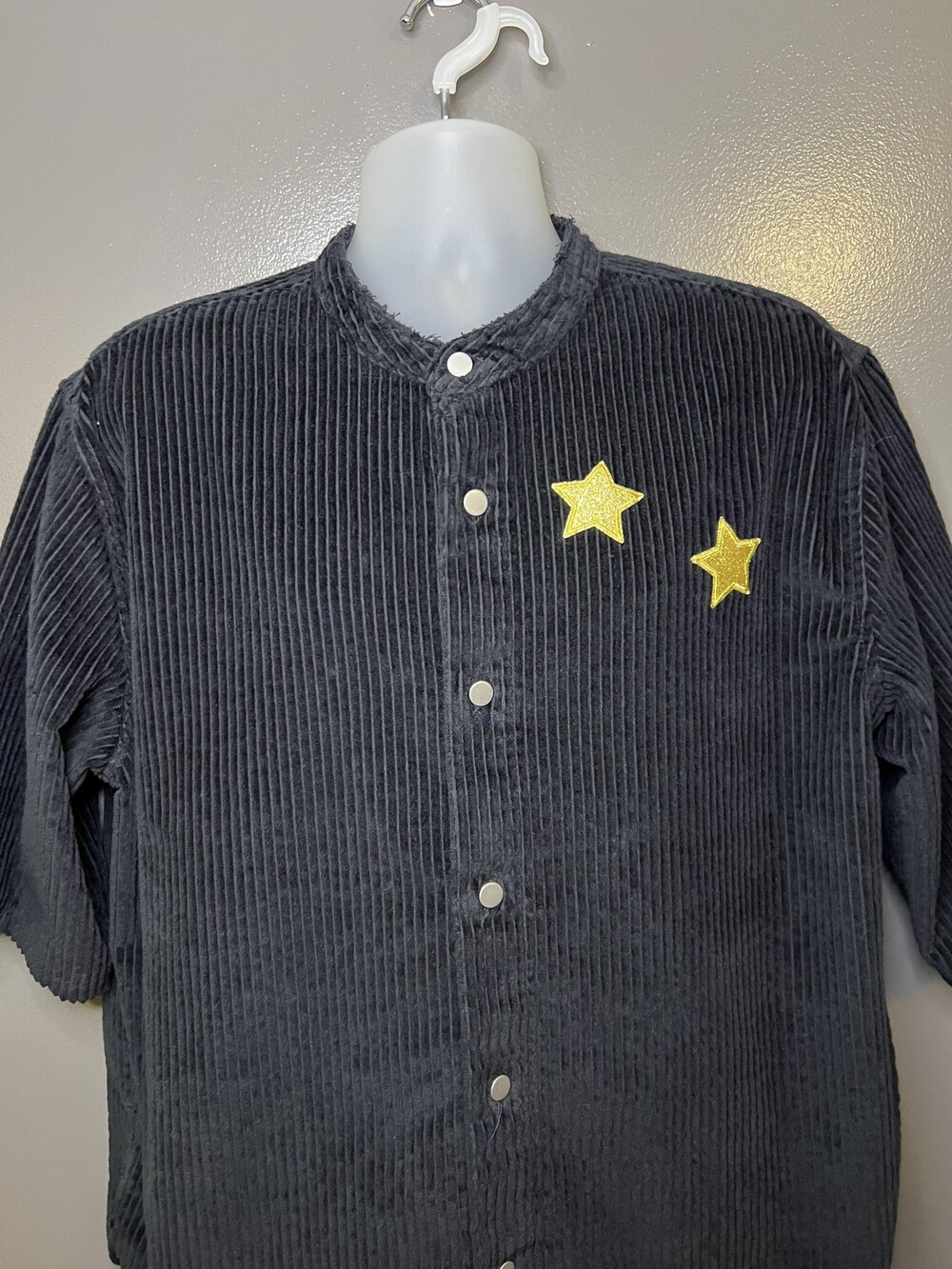 Urban Outfitters Shirt Mens Large Black Corduroy Snap Front Star Glitter Casual